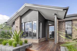 Tamworth 32