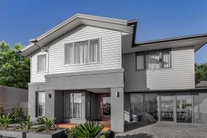 Armidale 38
