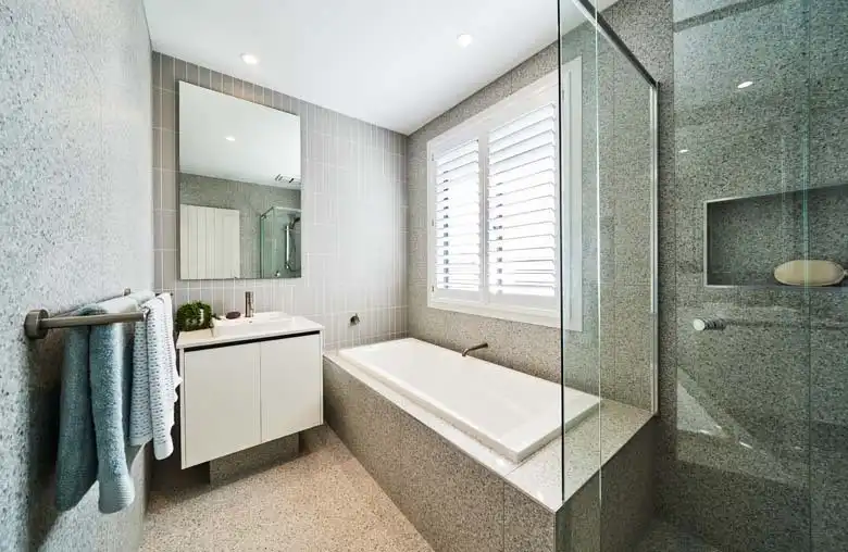 Vertical stack bond tiling design