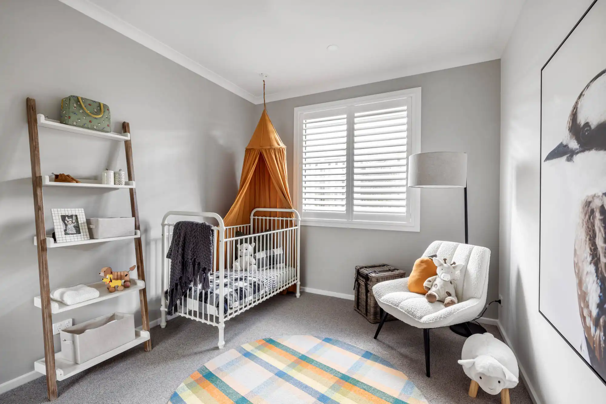 neutral coloured walls for statement interiors and textures at this baby room in riverway 26
