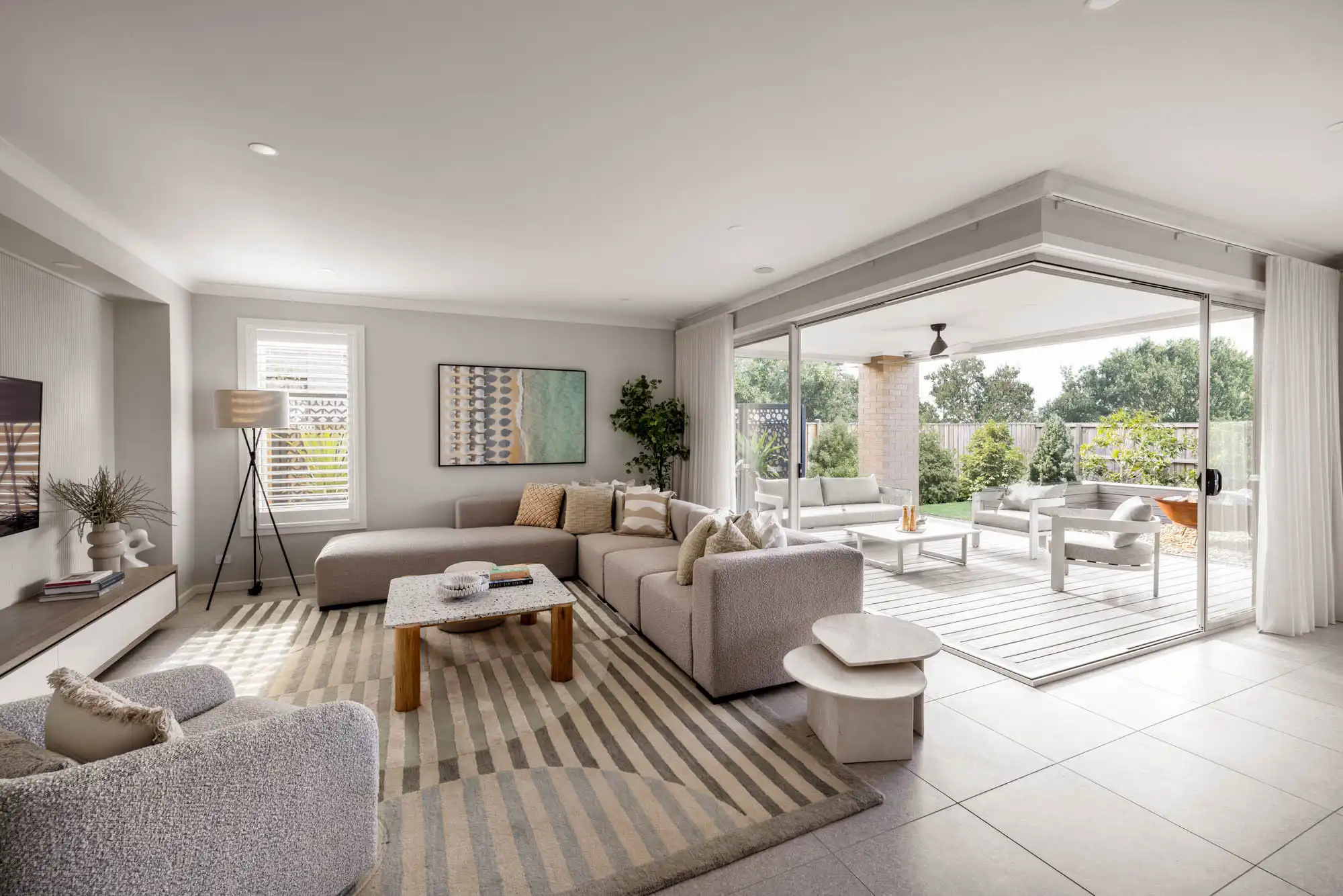 connecting alfresco and living space