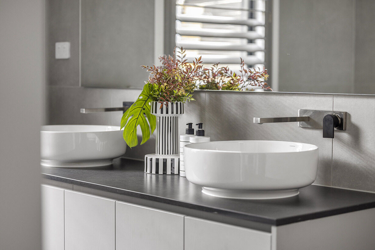 neutral colour scheme with dual sinks and chrome facuet at berrima 28
